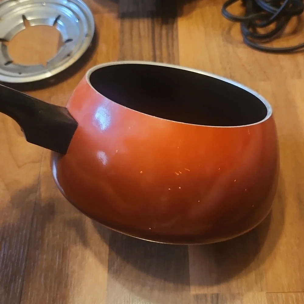 Oster Electric Fondue Pot With Forks Authentic Retro Volcano Red